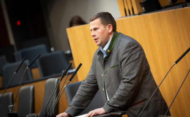 FPÖ-Agrarsprecher Peter Schmiedlechner im Parlament.