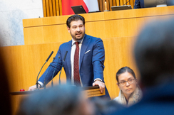 FPÖ-Mandatar Philipp Schrangl im Parlament.